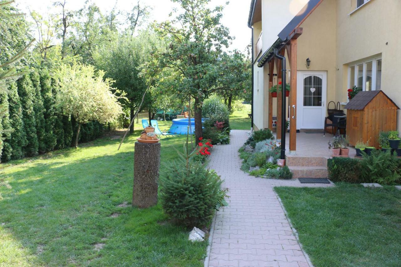 Privat Cerenica Apartment Belusa Exterior foto